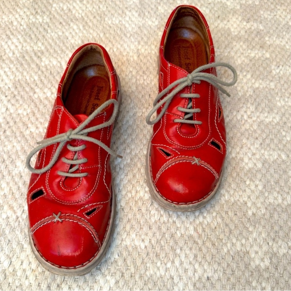 Josef Seibel Red Leather Comfort Lace-Up Flats EUC sz 41